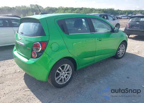 2015 Chevrolet Sonic Lt Auto z USA, uszkodzony, nr VIN 1G1JC6SB2F4112127